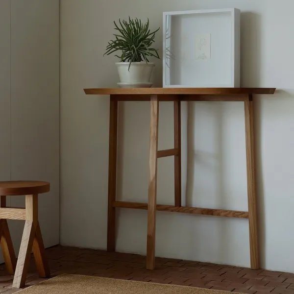 De La EspadaTrio by Neri&Hu 